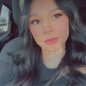 Meet your Posher, Alicia